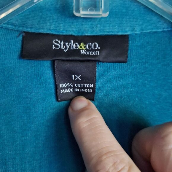Style & Co. Teal and White T-Shirt Size 1X - Picture 3 of 5